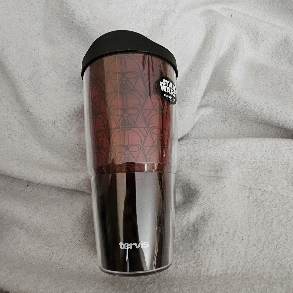 Star Wars Darth Vader Helmet Pattern 24 Ounce Tervis Tumbler With Lid